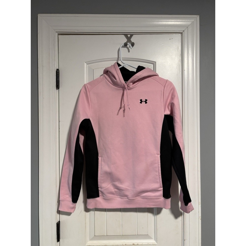Under Armour Women's Pink Hoodie‎ - Small